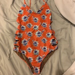 ❌SOLD❌Acacia Florence in Vintage Aloha Size XS/P